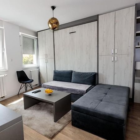 Apartman Skver Tuzla Eksteriør bilde