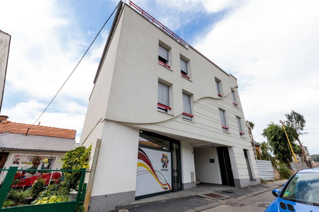 Apartman Skver Tuzla Eksteriør bilde